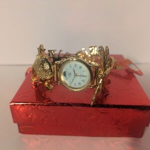 Elegant Gold Women's Watch